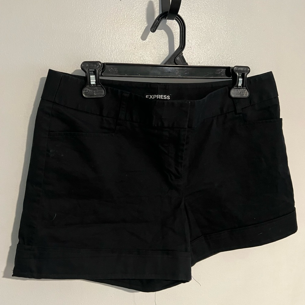 Cute black express shorts
